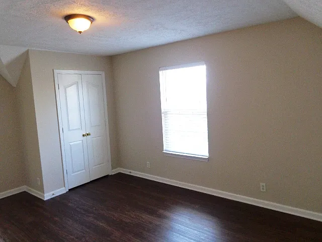 2836 Islington Dr — Photo 10