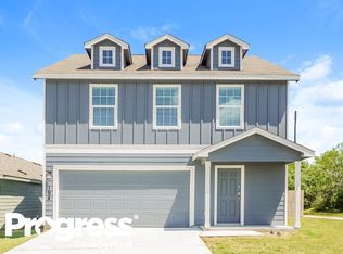 104 Hollywood Dr, New Braunfels, TX 78130
