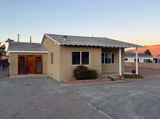 147 Sandia Rd NW, Albuquerque, NM 87107