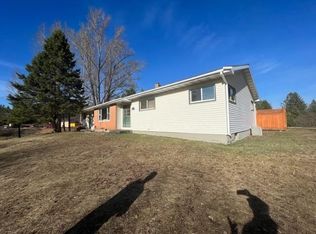 101 3rd St, Niagara, WI 54151