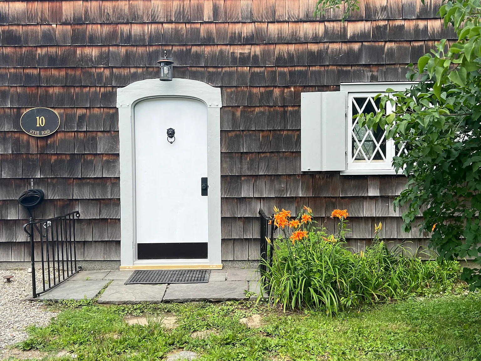 2 bed, 1800 sqft, $1,850 — Photo 3