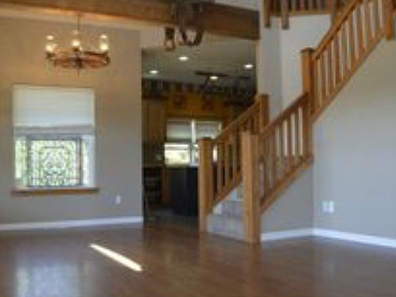 4th image of 5420 Meeker Dr