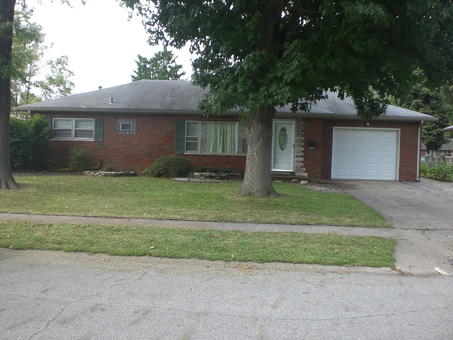 3149 Willow Ave photo 1