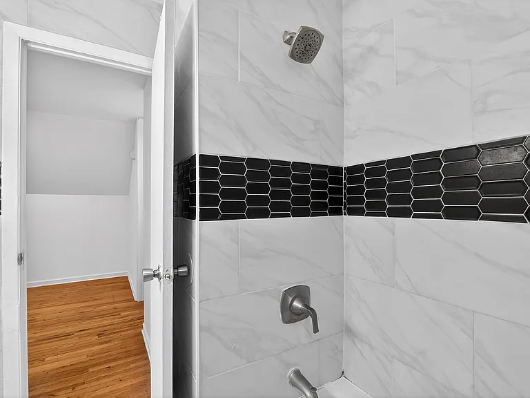 16 Crossgate Rd #2 — Photo 8