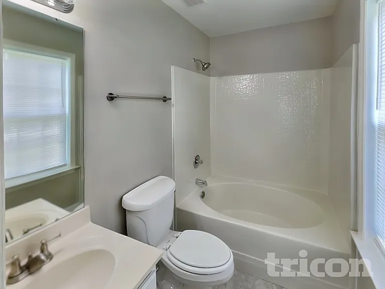 7198 Oxford Bluff Dr — Photo 8