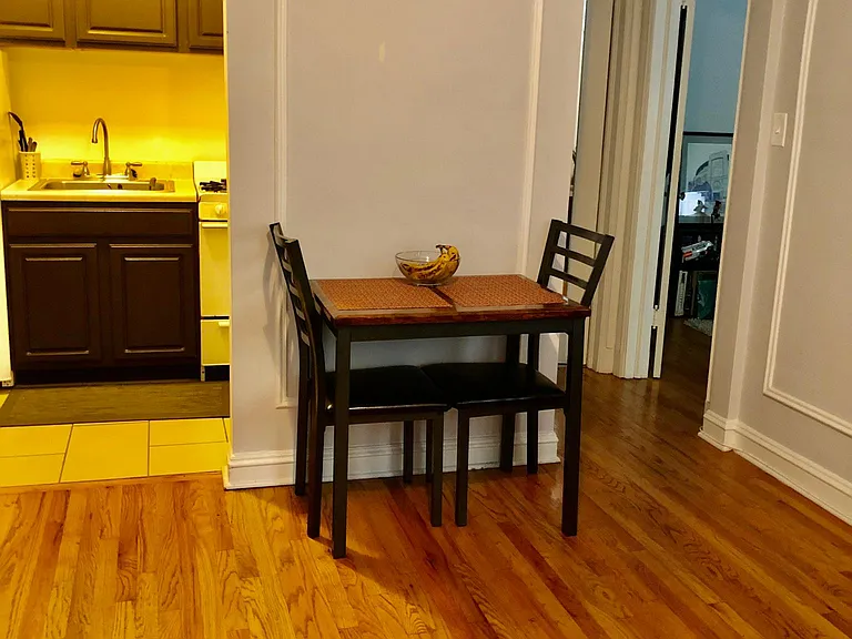 2351 W Wilson Ave #207 — Photo 8