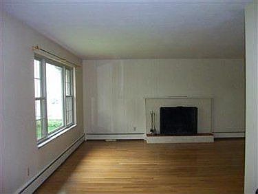 3rd image of 1731 Southbend Dr