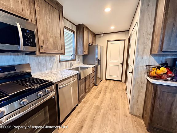 4th image of 85 Mahogany Cir