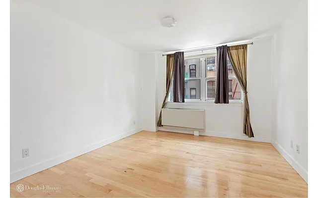 Rented by Douglas Elliman | media 8