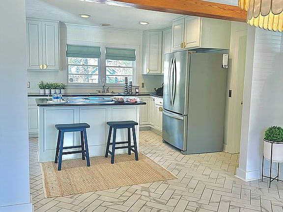 2nd image of 2126 43rd St