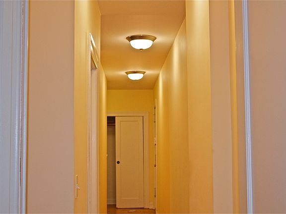 3rd image of 570 W 204th St APT 1h