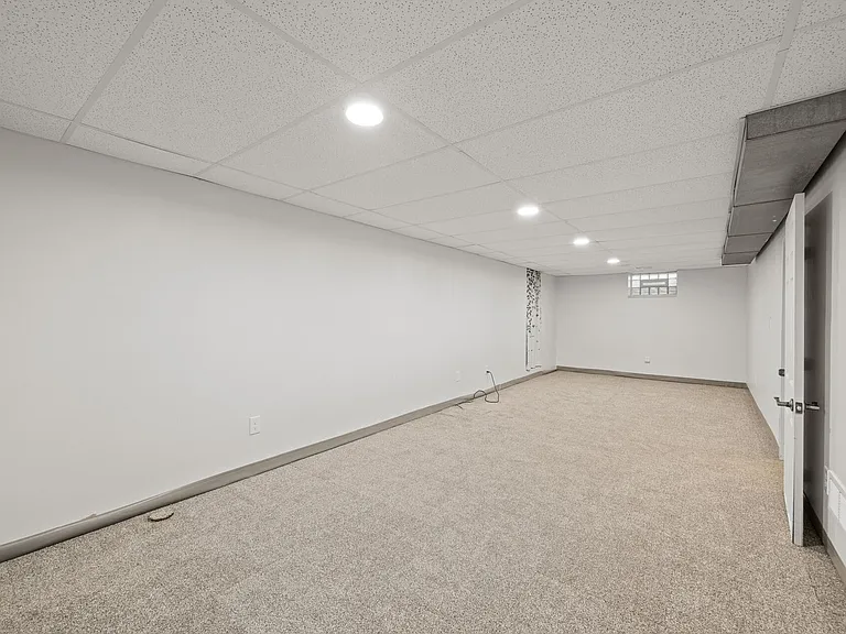 1711 Rose Pl — Photo 26