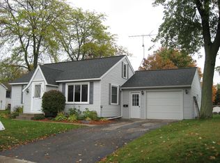 216 N Decker Ave, Fremont, MI 49412