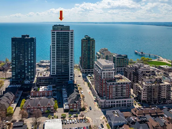 2075 Lakeshore Rd, Burlington, ON