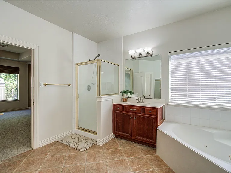 7814 Heron Lakes Dr — Photo 35