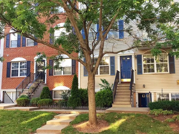 87 Vaughan Dr #811, Newark, NJ 07103