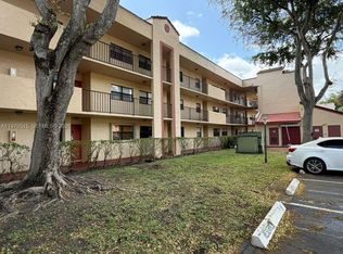 3400 Foxcroft Rd APT 107, Hollywood, FL 33025