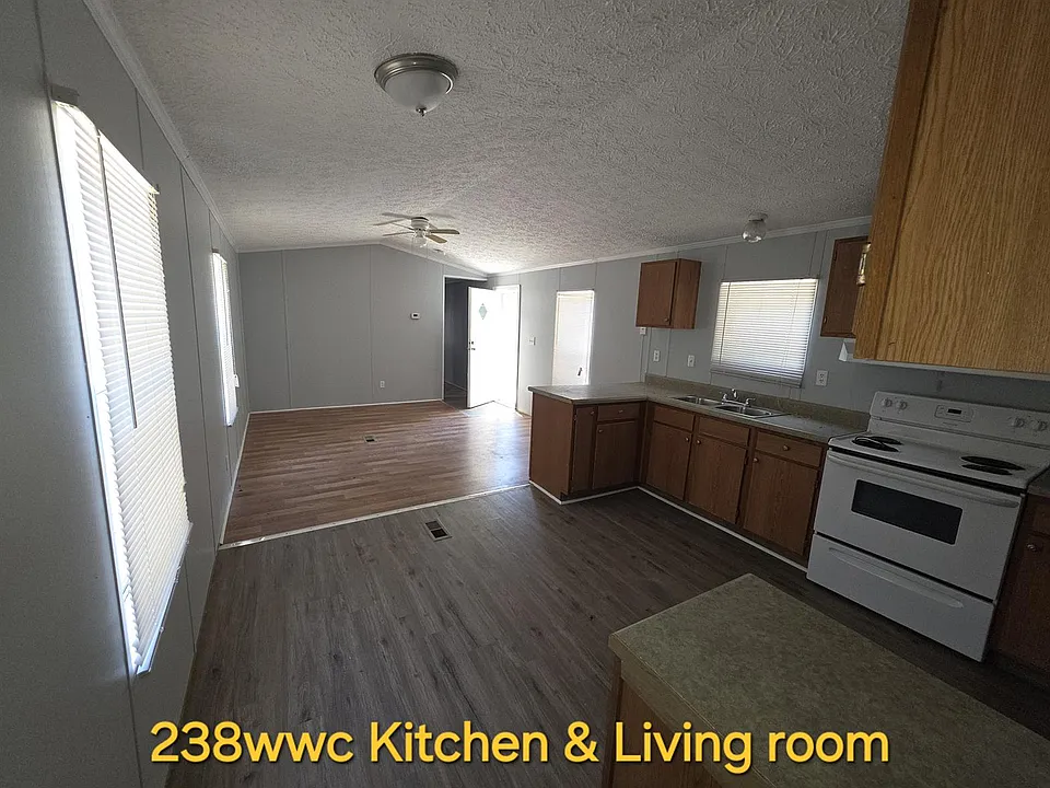 238 Westwood Cir