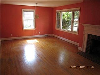 2nd image of 250 Arnett Blvd