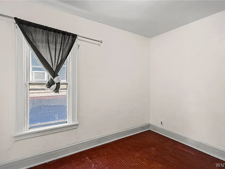 213 Keystone St — Photo 13