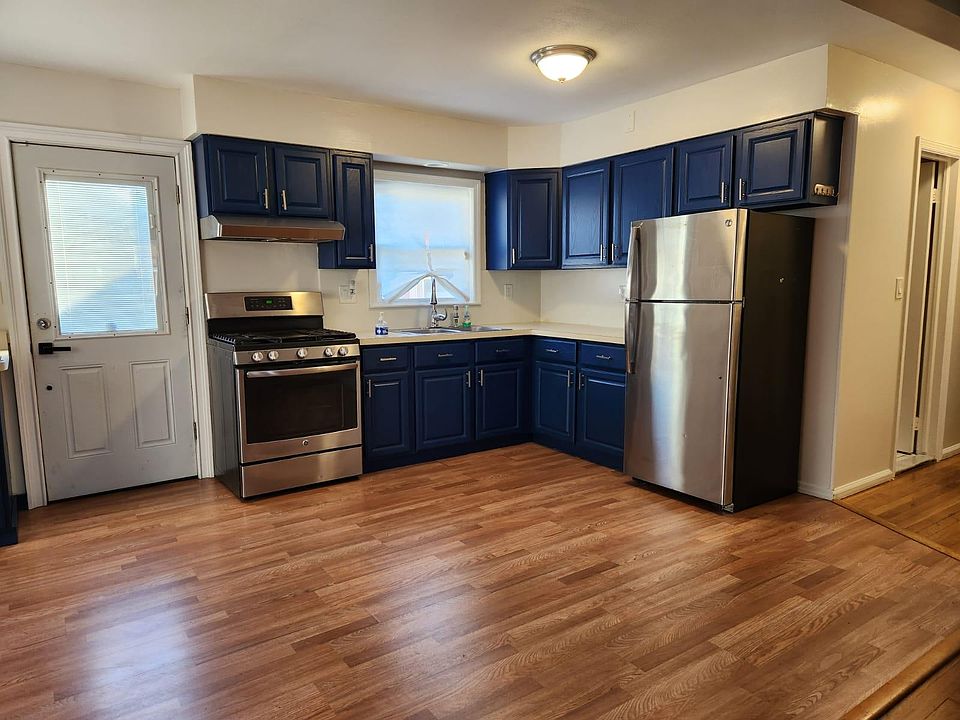 1st image of 66 Lenox Ave APT 1