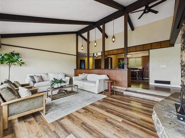 2554 Eel River Dr, Loleta, CA 95551
