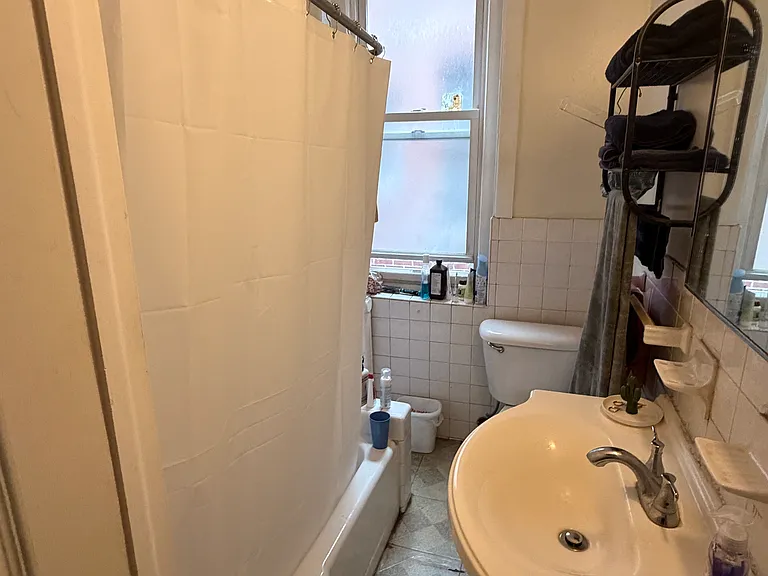 4213 Pine St #2F — Photo 10