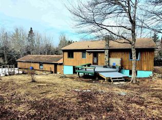 10 River Rd, Shelburne, NS B0T 1V0