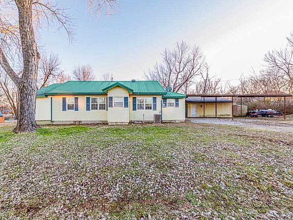 3rd image of 21 N 2nd St