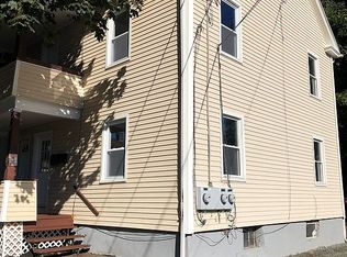 3 Hanover St, Westfield, MA 01085