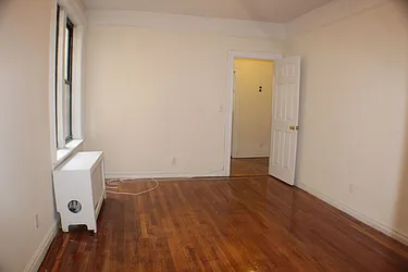Rented by Roberto Guilbet, LREB