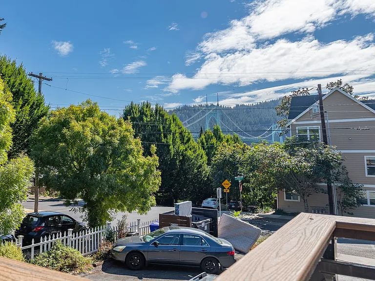 8819 N Edison St — Photo 16
