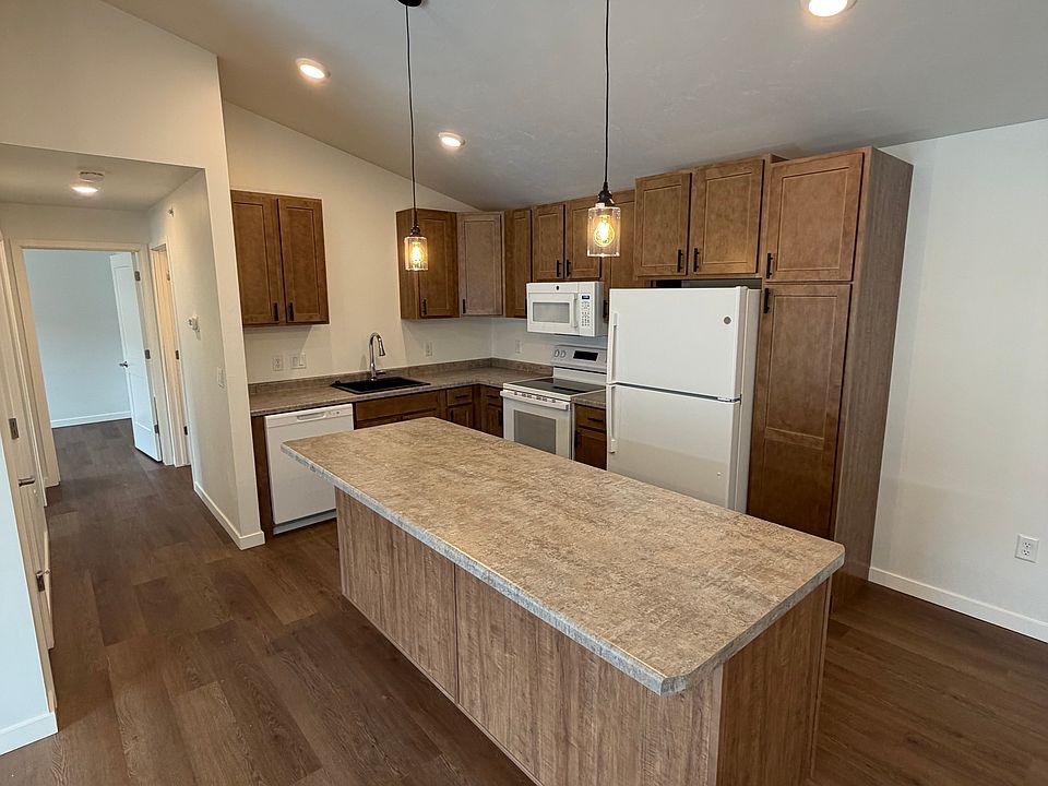 1st image of 117 Highview Rd #5