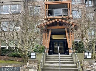 3132 Dayanee Springs Blvd #518, Coquitlam, BC V3E 0B5