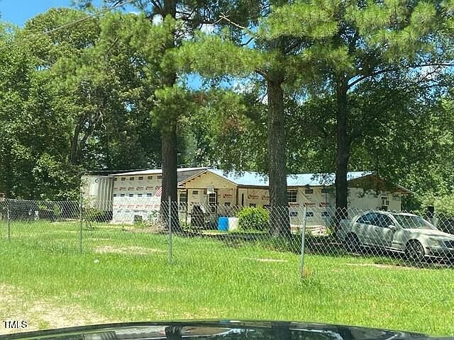 1st image of 480 Noble Dr