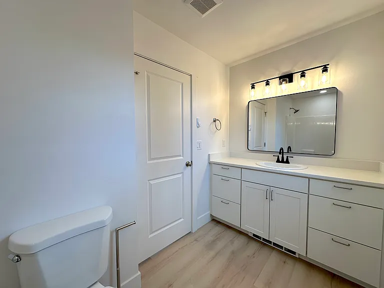 3021 Harold Dr SE — Photo 11