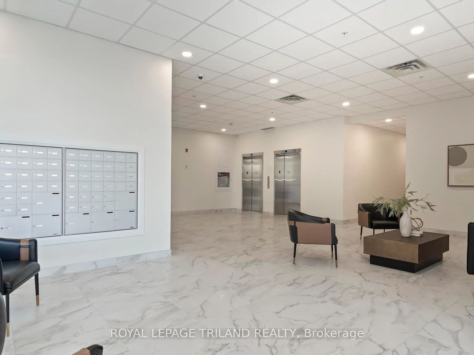 2 bed, $2,375 — Photo 2