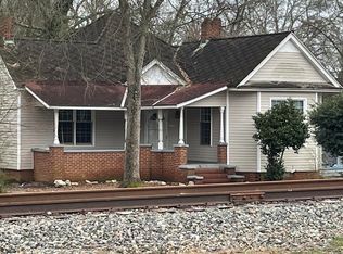 6 Primrose Rd, Gadsden, AL 35904