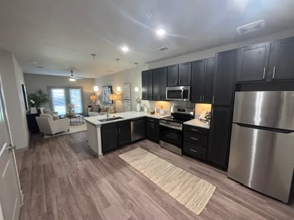 (undisclosed Address), San Marcos, TX 78666