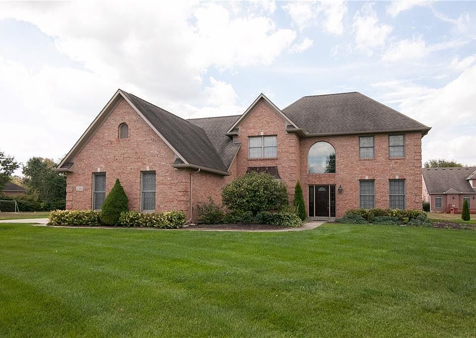1st image of 2560 Blackmore Ct