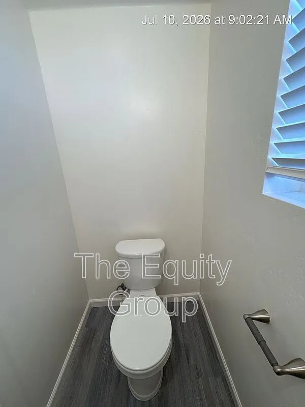 3 bed, 2.5 bath, $1,950 — Photo 4