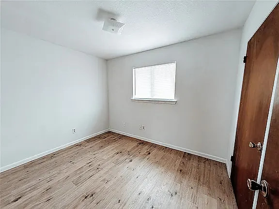 1839 Elizabeth St #1839 — Photo 5
