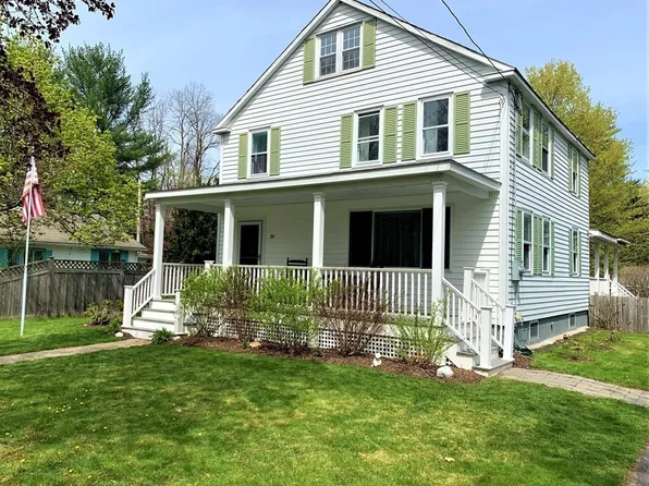 38 Front St, Leeds, MA 01053
