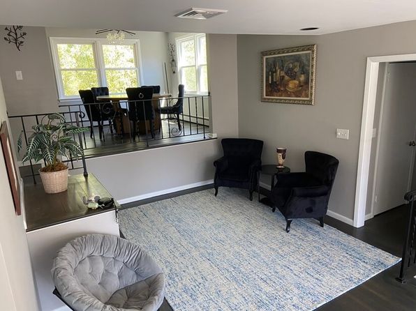 135 Old Mount Kisco Rd