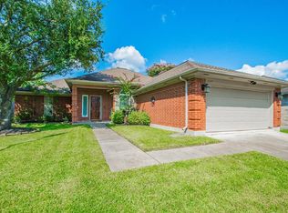 16027 Capistrano Falls Dr, Friendswood, TX 77546