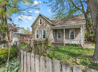 922 Bloomfield Rd, Cape Girardeau, MO 63703