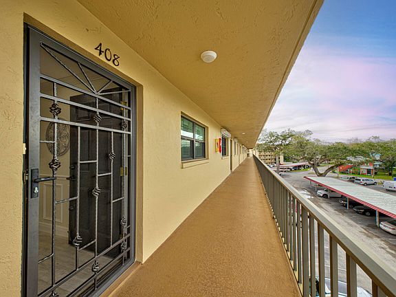 3rd image of 1025 Rockledge Dr APT 408