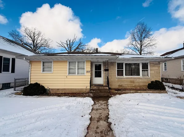 1212 Devonshire St, Hobart, IN 46342