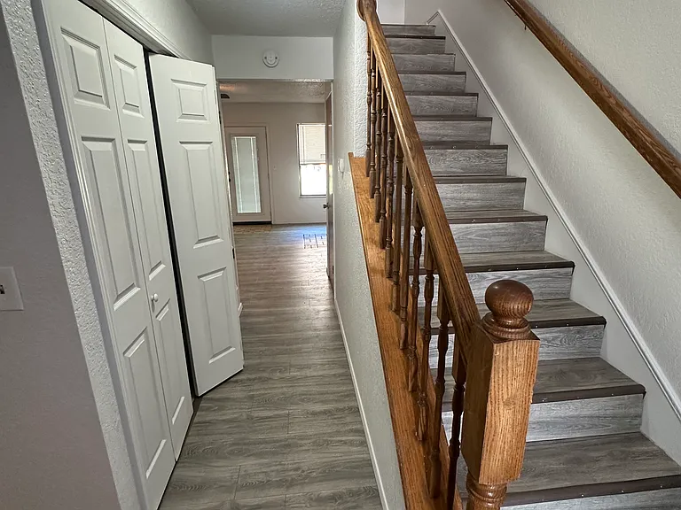 1320 N Rockwell Ave #K — Photo 7