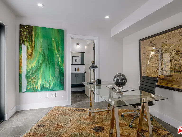 836 N McCadden Pl — Photo 4
